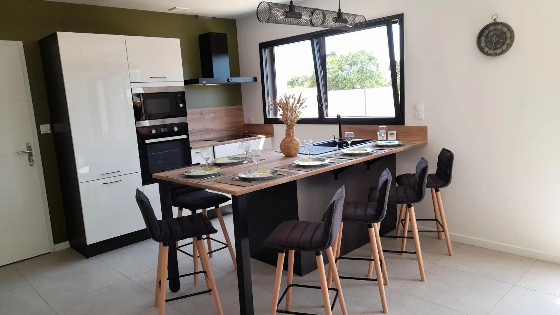 Maison Neuve Tres Proche De La Mer Plouzané
